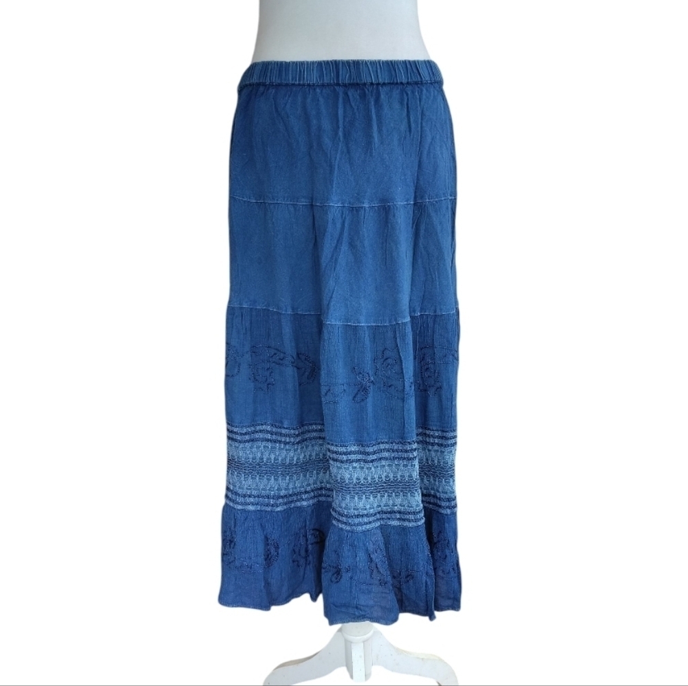 Studio West Chambray Embroidered Tiered Pull On Maxi Skirt Size Petite Medium